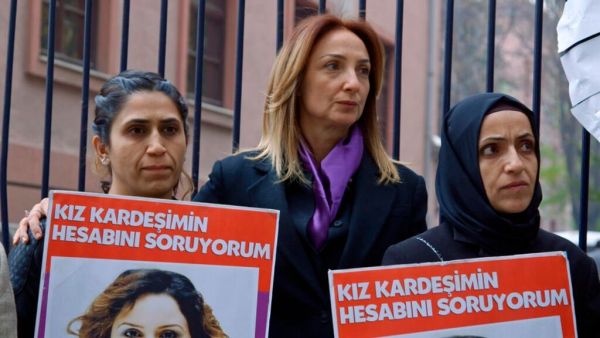 Scheidung um jeden Preis - Türkische Frauen wehren sich