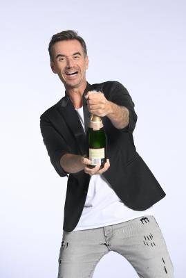 Silvester-Schlagerbooom 2026 live - Die Wunderlichtershow! Silvester-Schlagerbooom 2026 live - Die Wunderlichtershow!