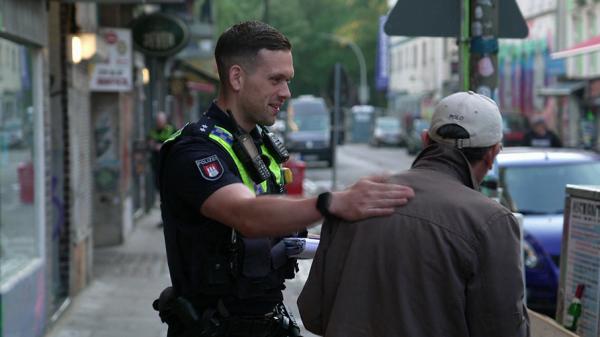 Kiez, Kult und Kriminalität - Die Davidwache auf der Reeperbahn