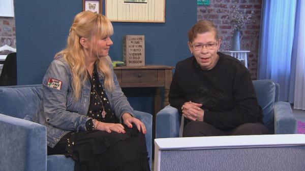 Julia Leischik sucht: Bitte melde dich Julia Leischik sucht: Bitte melde dich