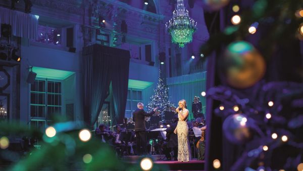 Helene Fischer: Weihnachten LIVE aus der Hofburg Wien