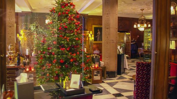 Weihnachten im Grand Hotel